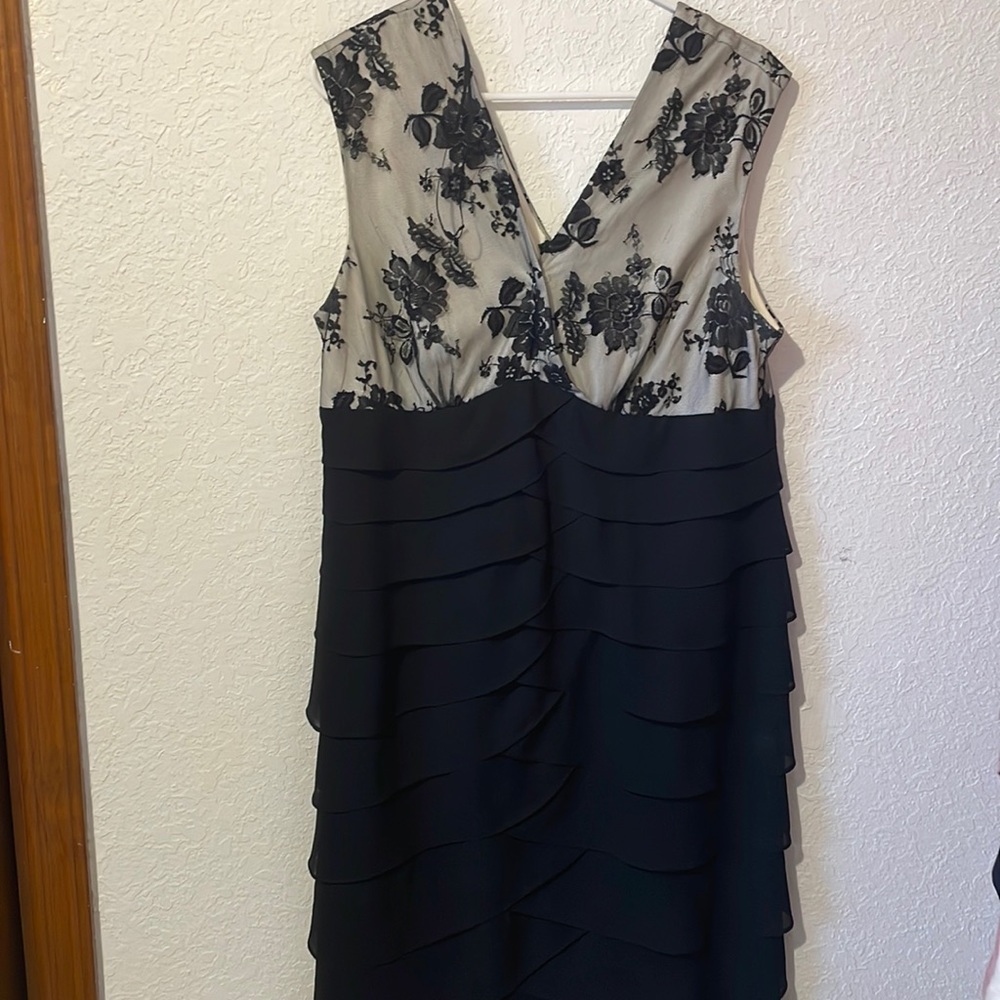 Lacy black cream dress